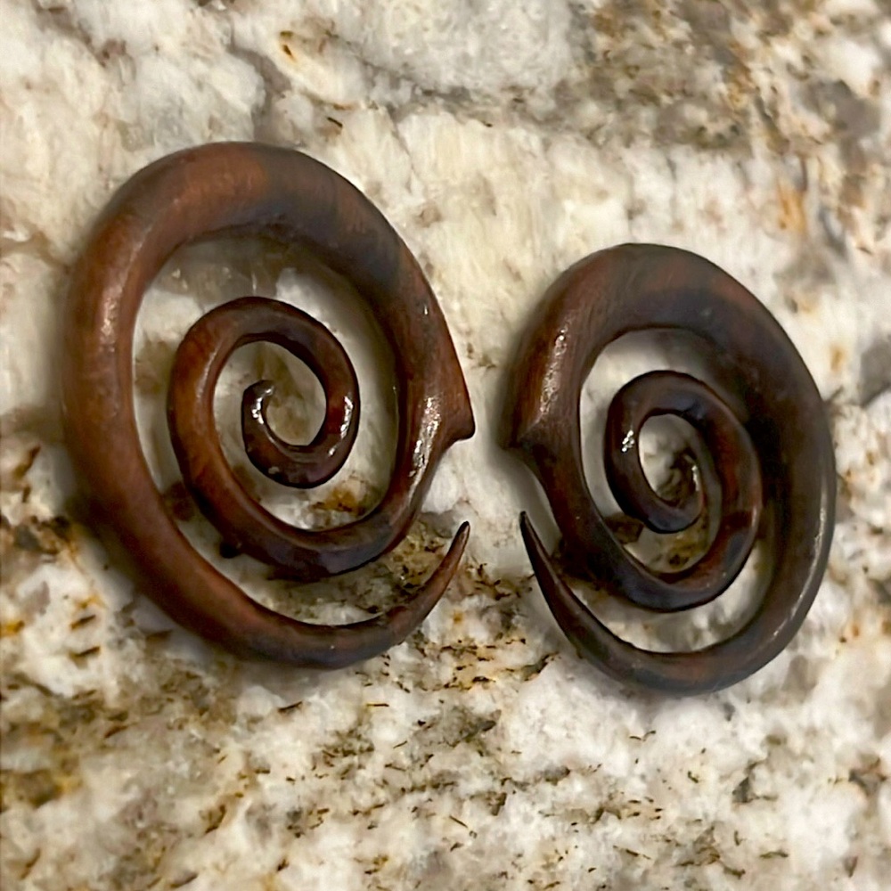 2g- 6mm handmade wooden gauges